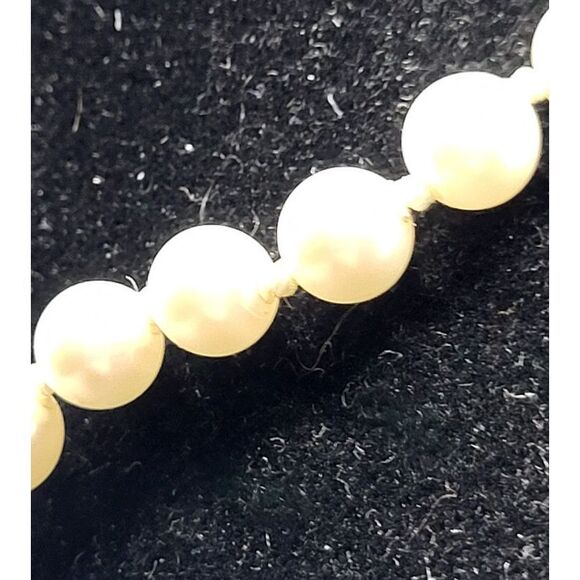 Napier Simulated Pearl Hollywood Choker Collar Necklace 16.5in - Picture 3 of 5